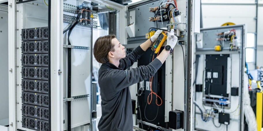 Validation Engineer (f/m/d), 1. image